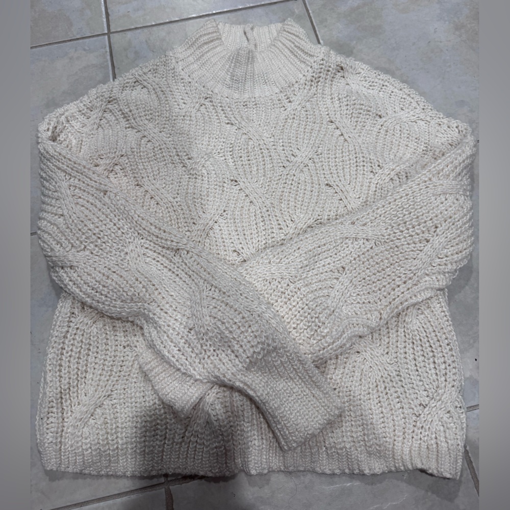 American Eagle Outfitters Cream Turtleneck Sweater